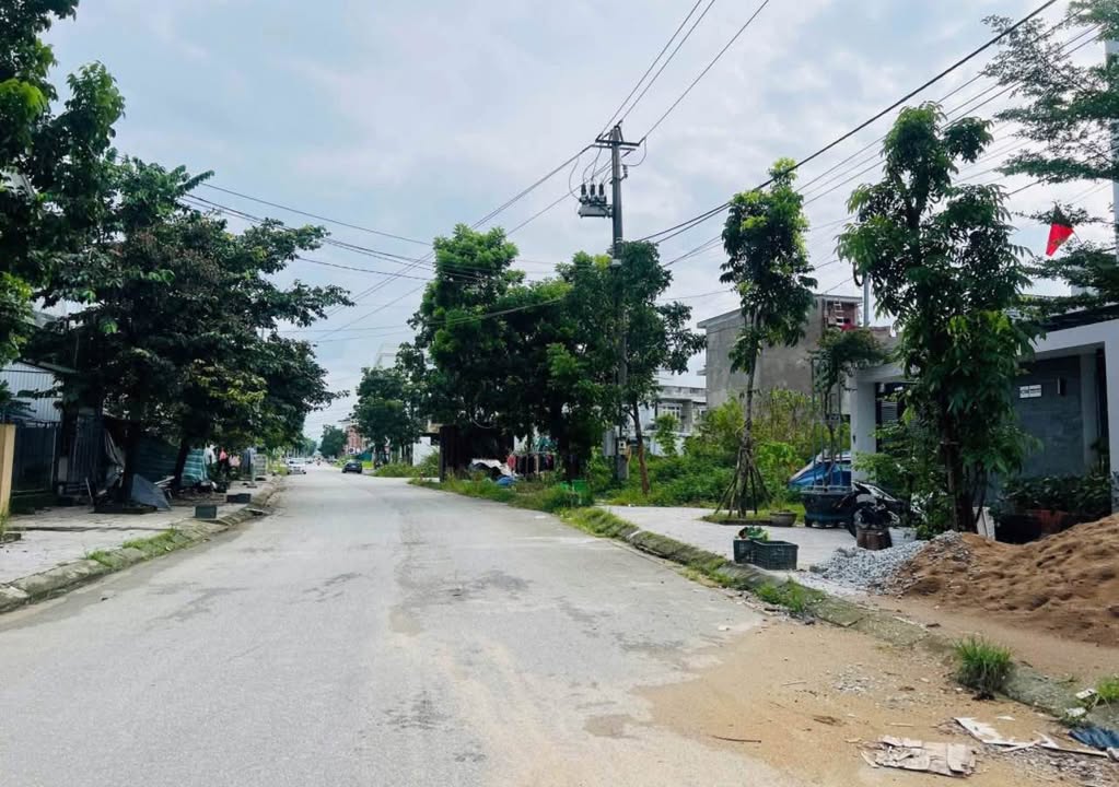 Nhà mặt tiền Dương Khuê, phường Xuân Phú 101m² giá 3 tỷ - Đầu tư sinh lời ngay!