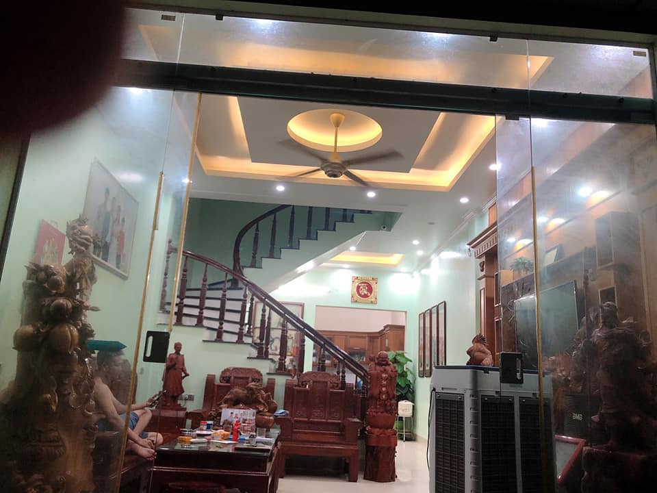 Nhà 3 tầng Lê Hồng Phong, Phủ Lý 64m² giá 2.5 tỷ - Hàng xóm hiền hòa!