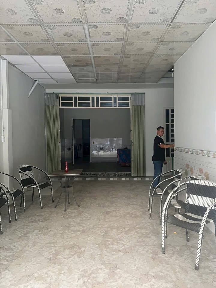 Nhà mặt tiền Thạnh Lộc 13, Quận 12, 115m² - Mặt tiền kinh doanh lý tưởng!