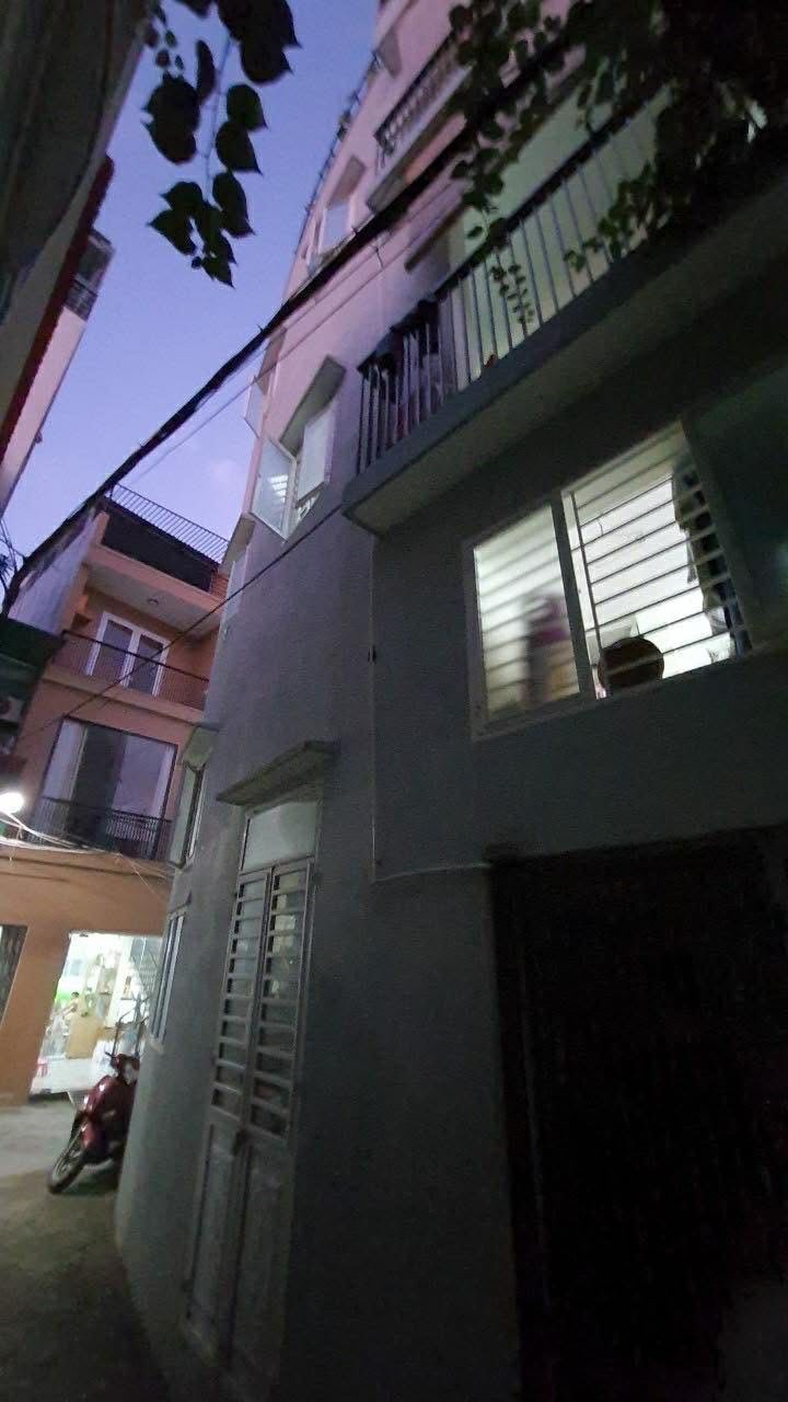 Nhà 4 tầng lô góc Hải Châu 59m² giá 5.8 tỷ - Đầu tư sinh lời ngay!