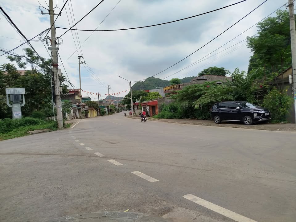 Đất nền mặt đường Ngô Thì Sỹ, Tam Điệp 98m² giá 1.1 tỷ - Vị trí kinh doanh sầm uất!