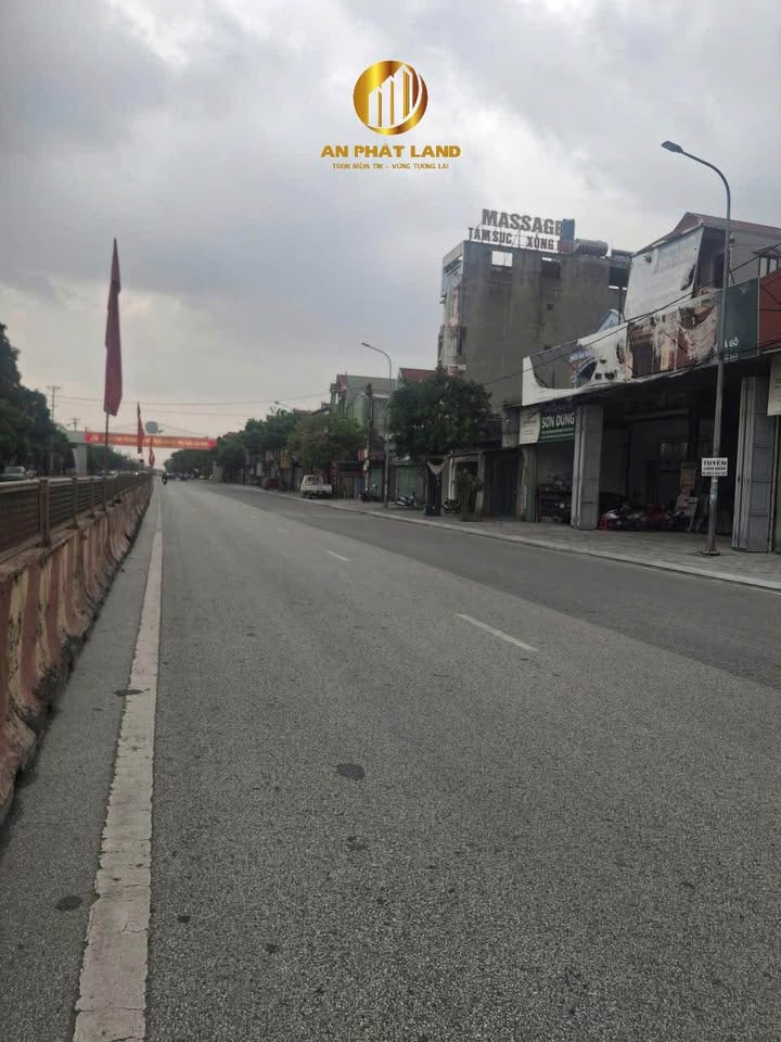 Đất kinh doanh Quốc lộ 1A Ninh Mỹ 100m² - Vị trí đắc địa, giá thương lượng!