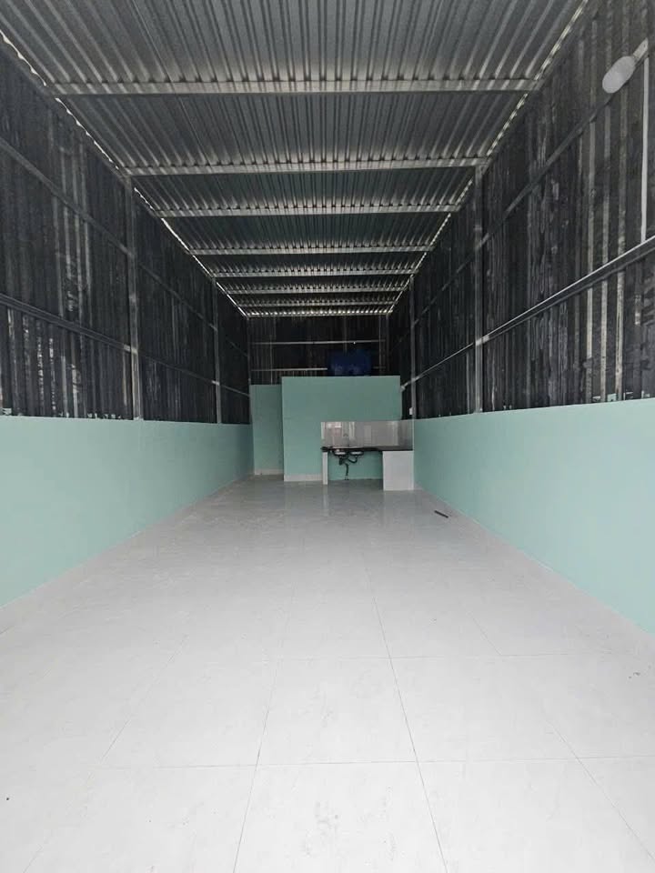 Nhà cho thuê Ấp 2, đường Võ Văn Vân, Bình Chánh 64m² - Giá chỉ 2.5 triệu/tháng!