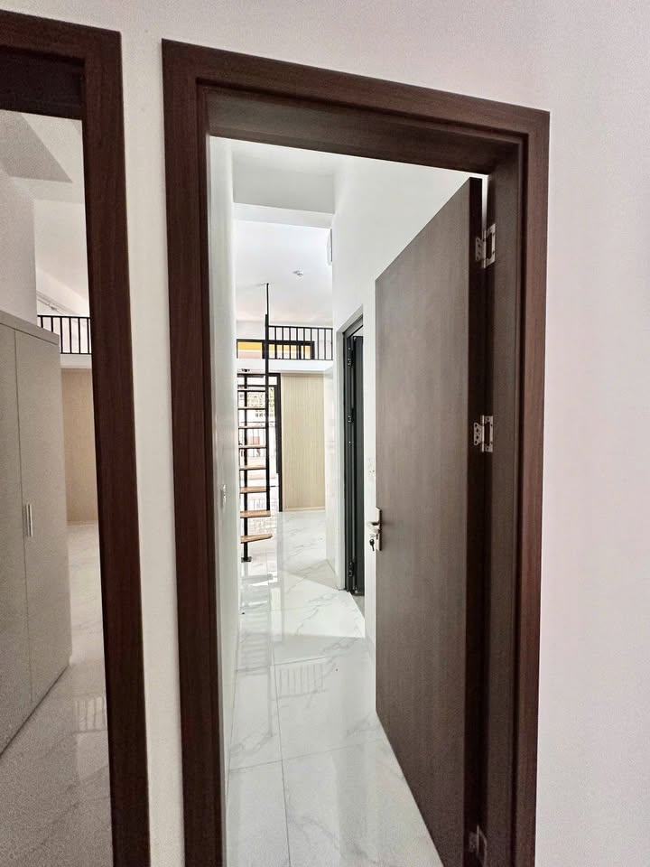 Căn hộ cho thuê 66B Triều Khúc, 1PN giá chỉ 5 triệu - Nhà mới, đầy đủ tiện nghi!