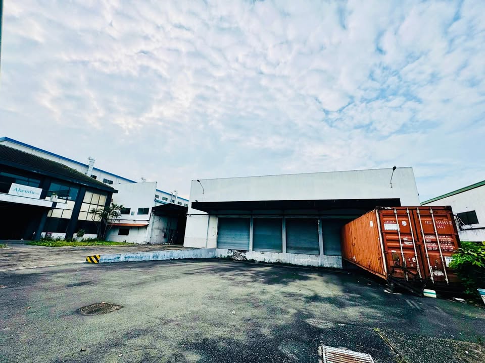 Nhà xưởng Khu chế xuất Linh Trung, Thủ Đức, 9412m², giá 105 tỷ - Cơ hội đầu tư hấp dẫn!
