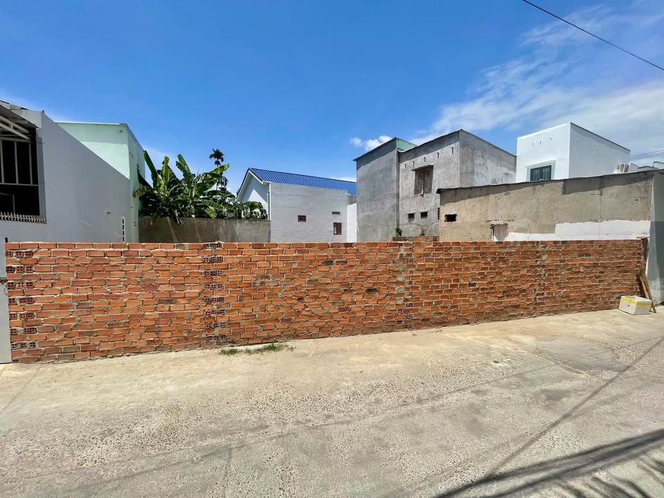 Lô đất Vĩnh Ngọc Nha Trang 100m² giá 2.9 tỷ - Cơ hội đầu tư tuyệt vời!