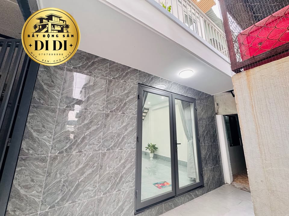 Nhà phố Trần Hưng Đạo, Rạch Giá 70m² giá 900 triệu - Nhà mới hoàn thiện, đầy đủ tiện ích!