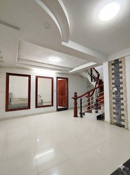 Nhà cho thuê hẻm Điện Biên Phủ Quận 10 64m² giá 20 triệu - Nhà mới thoáng mát!