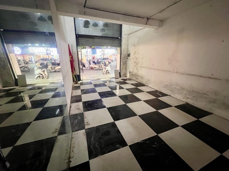 Shophouse cho thuê Phạm Ngọc Thạch 28m² giá 28 triệu - Kinh doanh đẳng cấp ngay mặt phố!