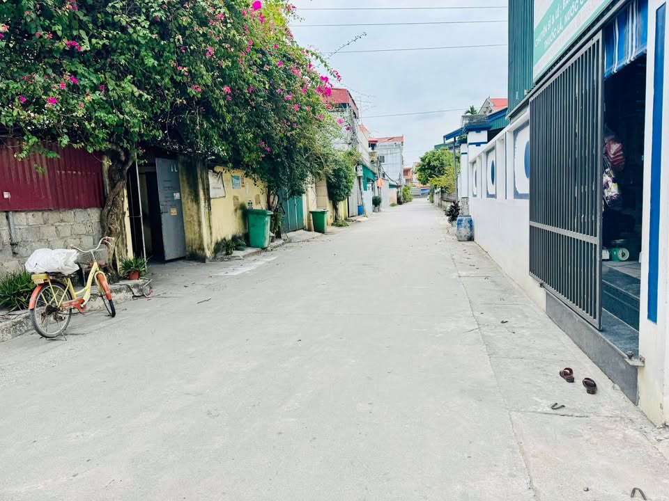 Đất nền Phùng Chí Kiên, Mỹ Hào 84.7m² giá 2 tỷ - Sổ đỏ chính chủ, ô tô vào tận đất!