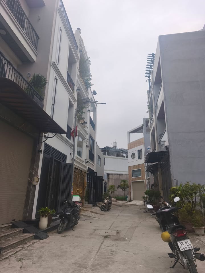 Nhà 2 tầng tại hẻm 117 Hồ Văn Long, Tân Tạo 51m² giá 4 tỷ - Sổ đỏ chính chủ!