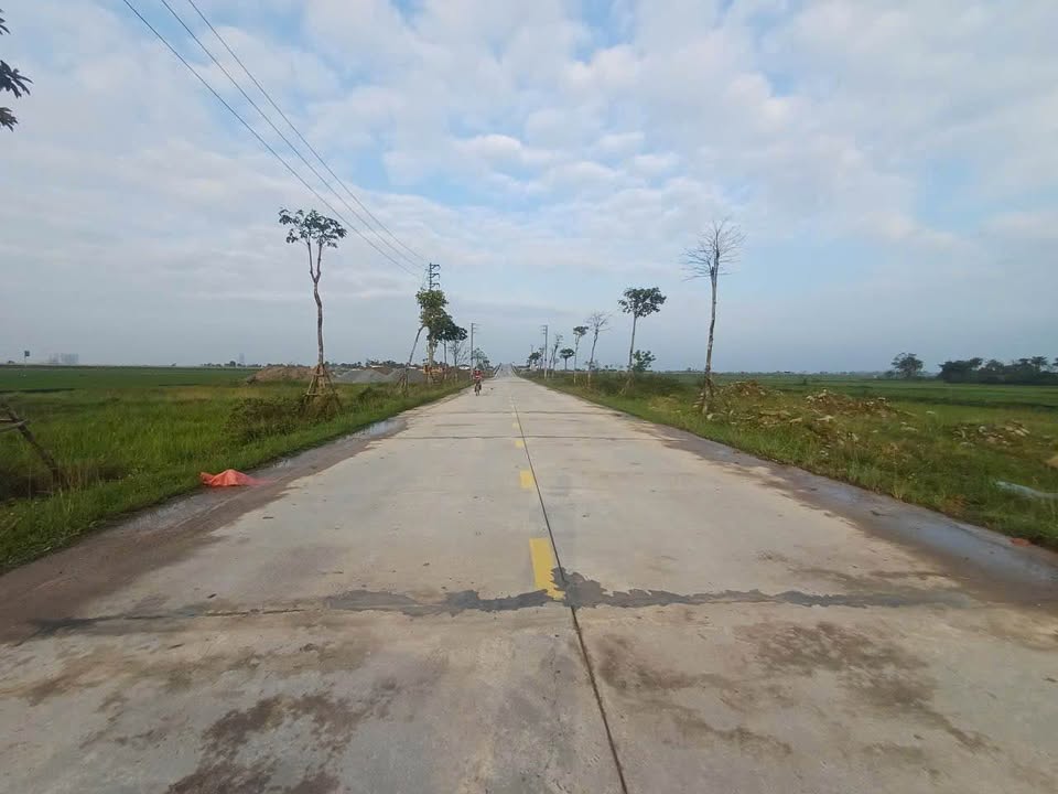 Đất Thạch Xuân 125m² giá 1 tỷ - Cách trường học chỉ 1.5km!