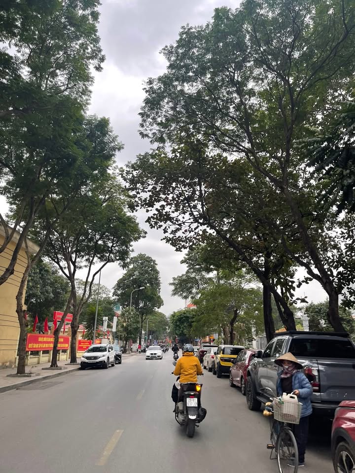 Nhà mặt phố 19 tháng 5 - Hà Đông 53m² giá 18 tỷ - Đầu tư sinh lời tuyệt vời!