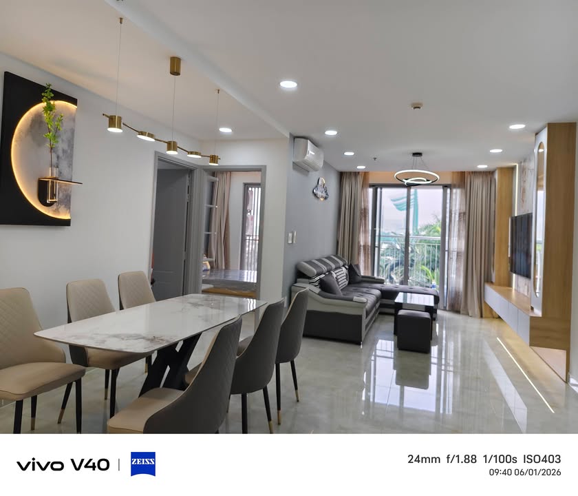 Căn hộ Scenic Valley Quận 7 108m² giá thỏa thuận - Căn góc thoáng mát, ô tô vào tận nhà!