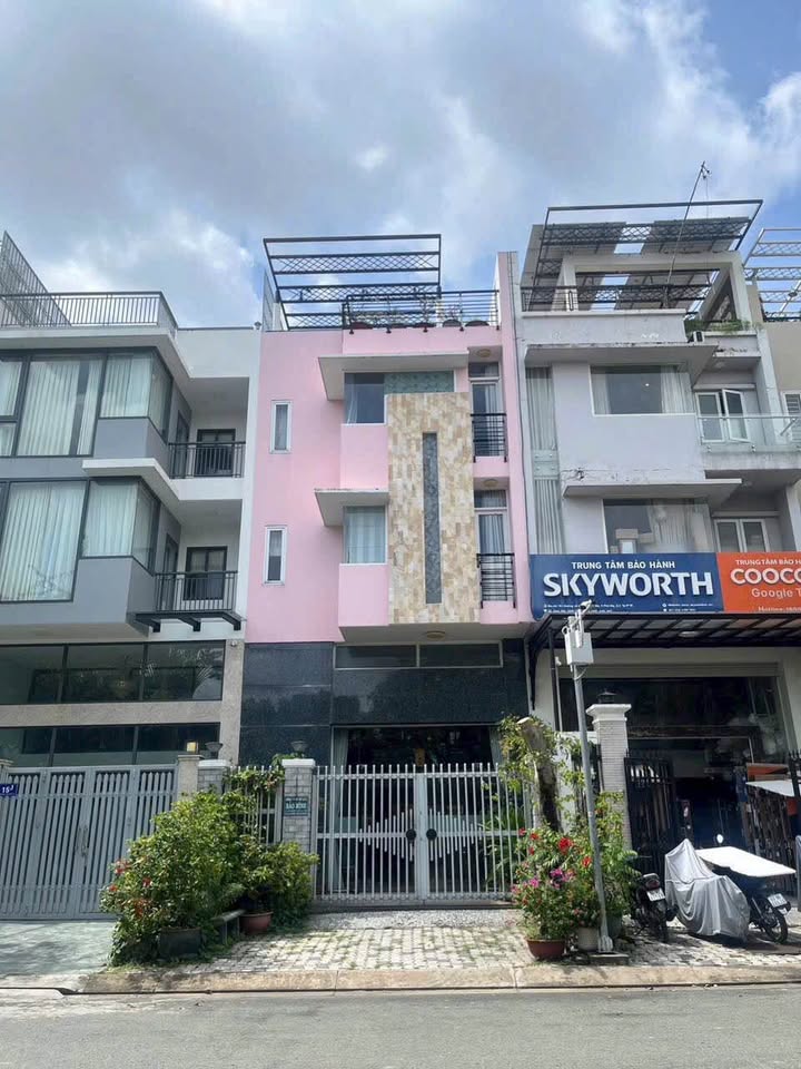 Nhà phố KDC Phú Mỹ Vạn Phát Hưng quận 7 126m² giá 21 tỷ - Sổ hồng riêng chính chủ!