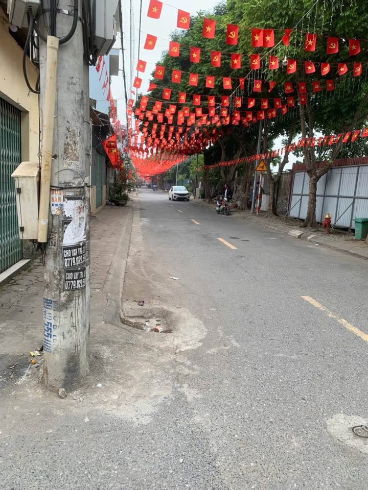 Nhà bán Ngõ 91 Hoàng Liên, Thượng Cát 69m² - Tiềm năng đầu tư cao!