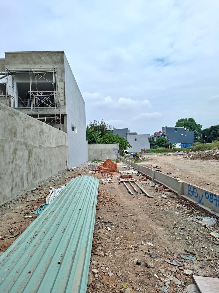 Đất nền Dĩ An 180m² giá 4.7 tỷ - Đầu tư sinh lời ngay!