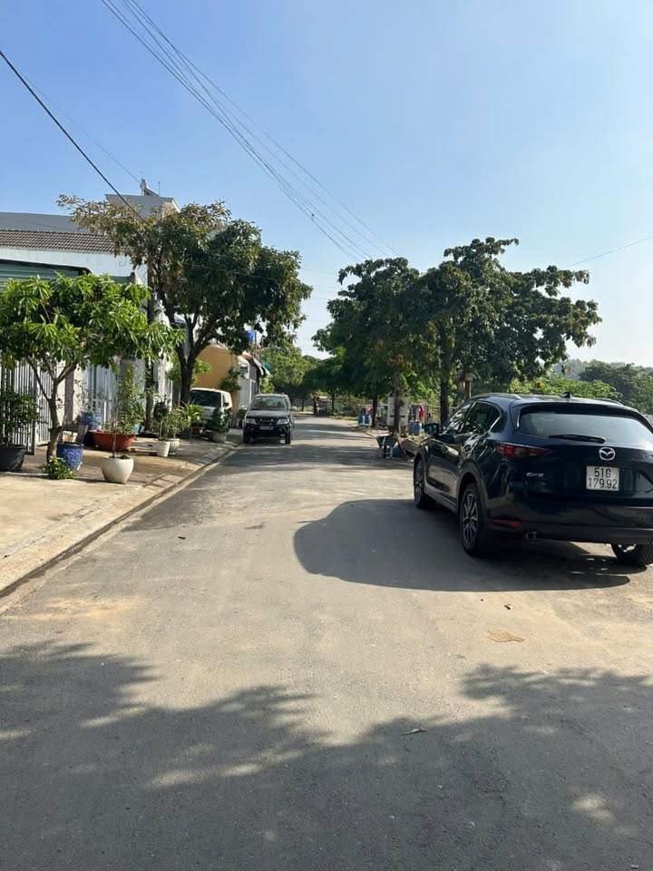 Nhà cấp 4 và dãy trọ 4 phòng tại Bình Hòa, Thuận An 127m² giá 3.7 tỷ - Đầu tư sinh lời ngay!