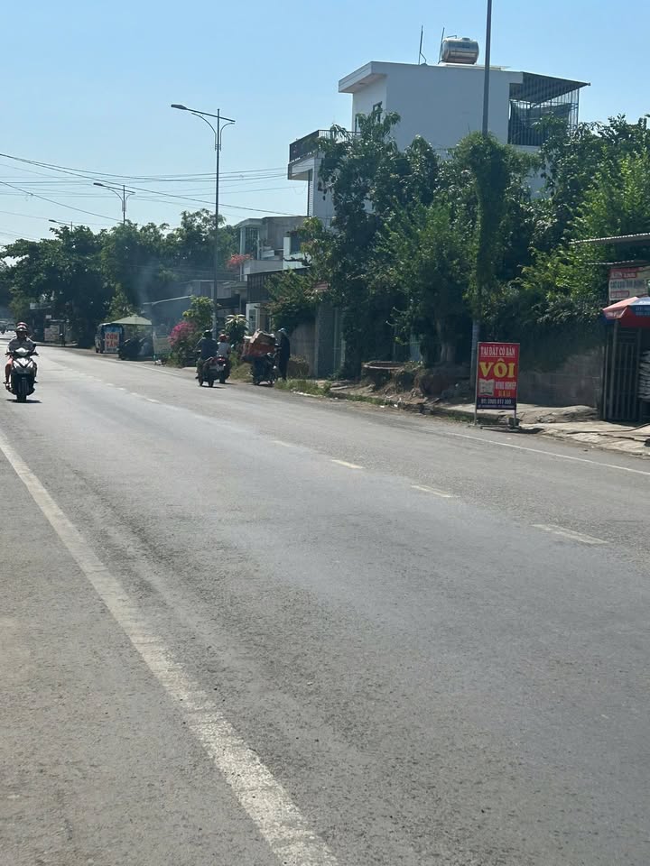 Nhà mặt tiền đường Đồng Khởi, Diên Khánh 167m² giá 5 tỷ - Vị trí kinh doanh lý tưởng!