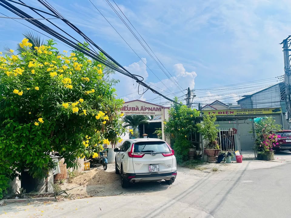 Đất nền hẻm Miếu Bà, Vĩnh Thạnh 89.7m² giá 1.5 tỷ - Sổ đỏ chính chủ, bớt cho khách thiện chí!