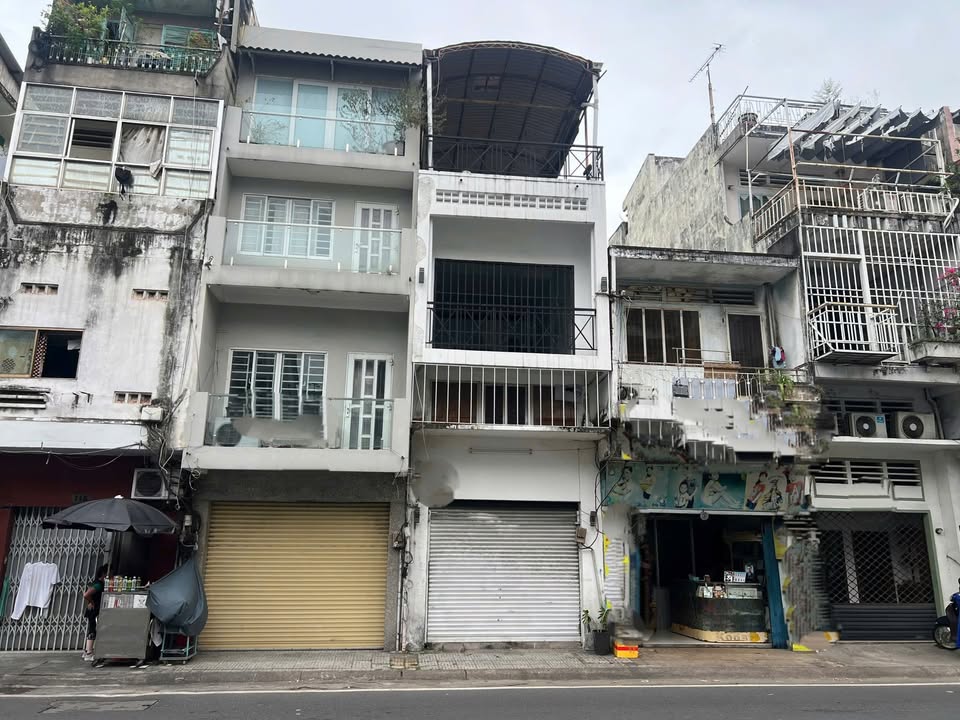 Nhà mặt tiền đường Trần Phú, quận 5, diện tích 43.3m², giá 8.9 tỷ - Cơ hội đầu tư tuyệt vời!