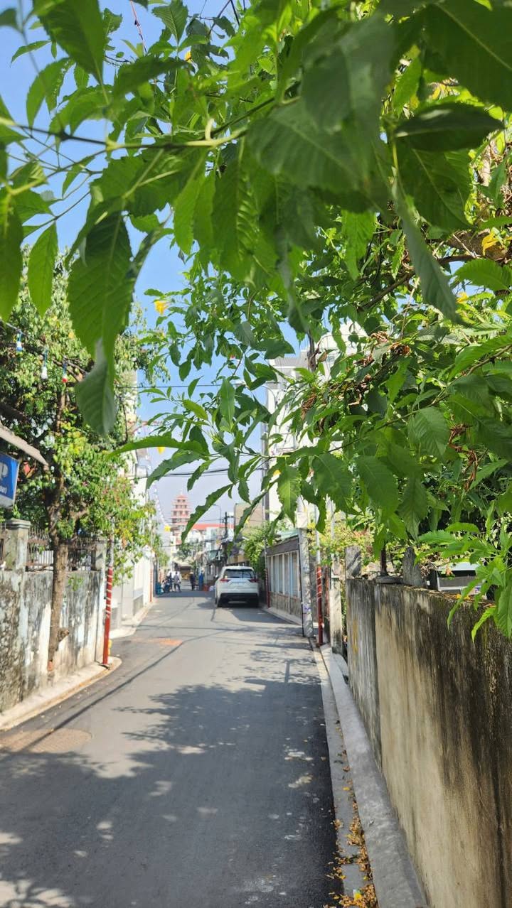 Nhà đẹp Bình Trưng Đông, Thủ Đức 53m² giá 7 tỷ - Hẻm xe hơi, sẵn sàng ở ngay!