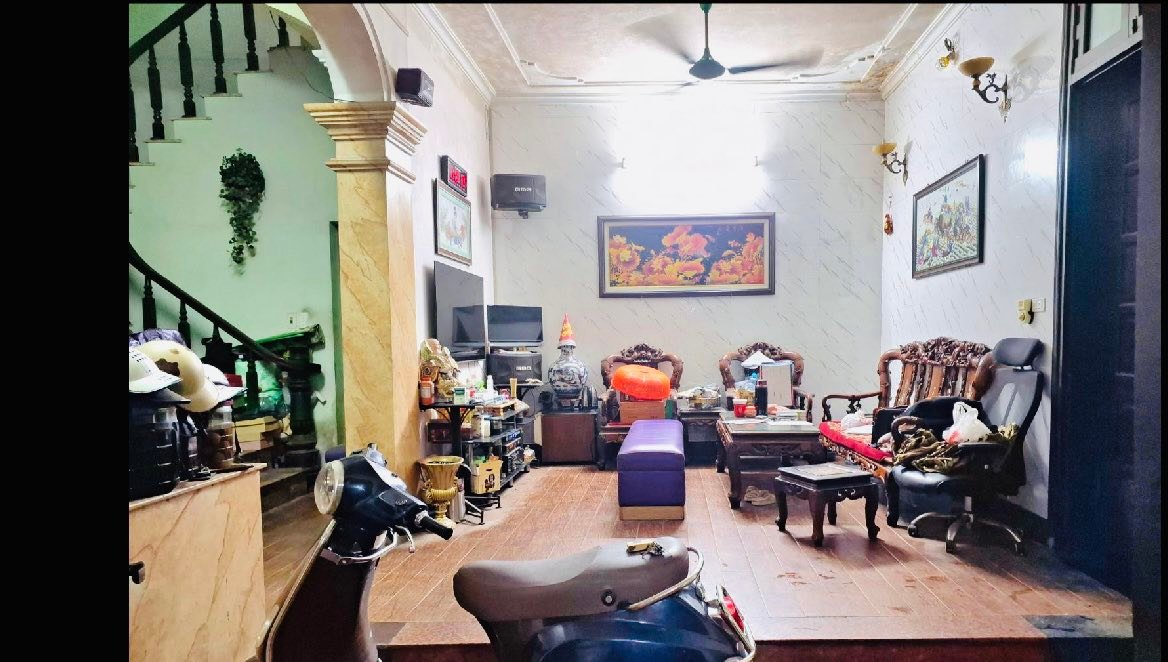 Nhà phố Hồng Hà, Phúc Tân 42m² - Giá 7.5 tỷ - Tiện ích đầy đủ, sẵn sàng giao dịch!