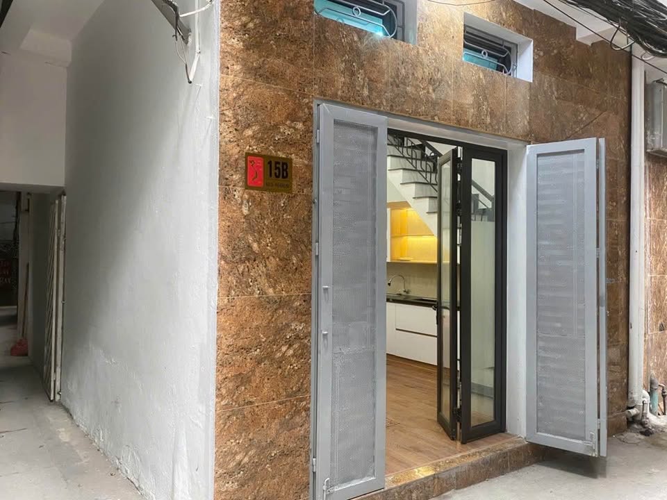 Nhà lô góc Hồng Mai 22m² giá 6.57 tỷ - Không gian thoáng sáng tuyệt vời!