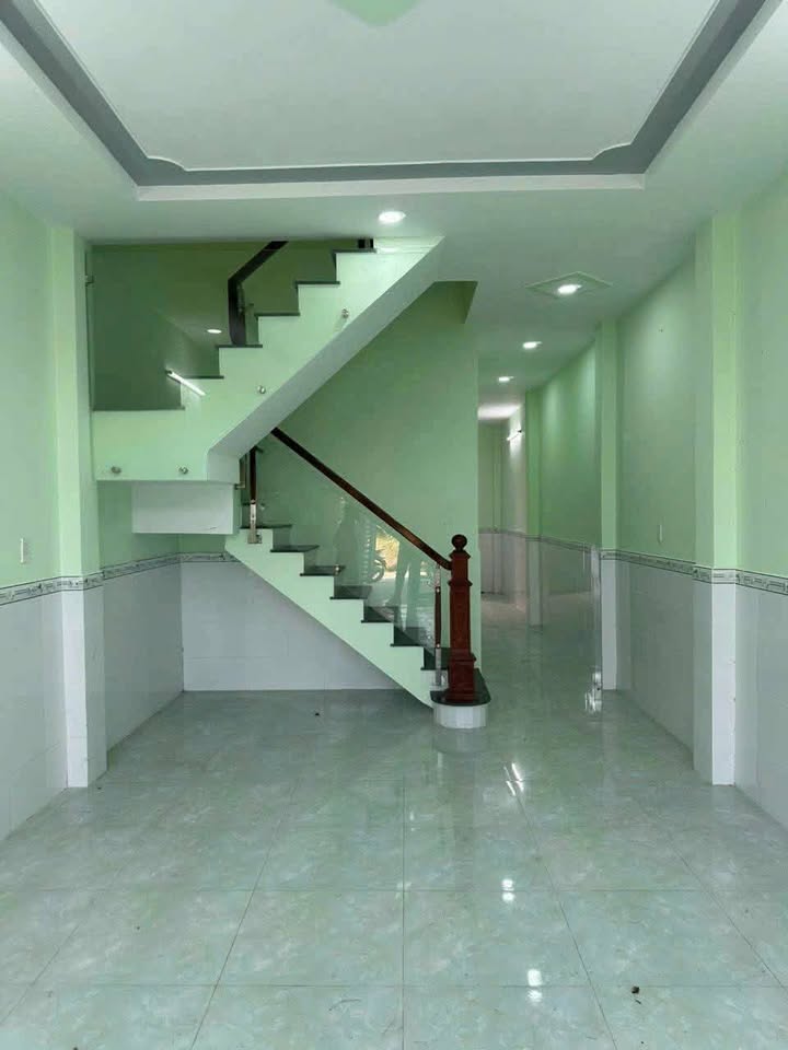 Nhà đẹp chính chủ tại xã Mỹ Lộc, Cần Giuộc - 100m² giá 2 tỷ - Sổ hồng riêng, đầu tư sinh lời!