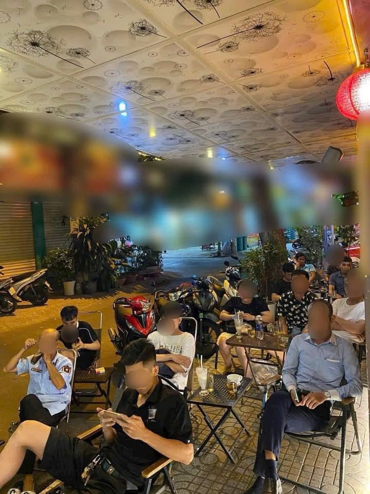 Quán cafe góc 2 mặt tiền Hiệp Thành 80m² - Cho thuê gấp chỉ 18 triệu/tháng!