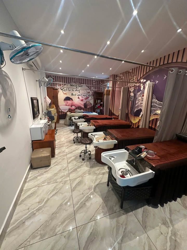 Nhà cho thuê Phổ Quang, P.9, Phú Nhuận 80m² - Vị trí đẹp, thuận tiện kinh doanh!