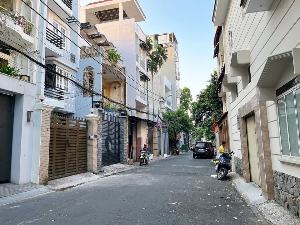 Bán nhà mặt tiền đường Trương Công Định, Tân Bình 80m² - Giá tốt 12.5 tỷ TL