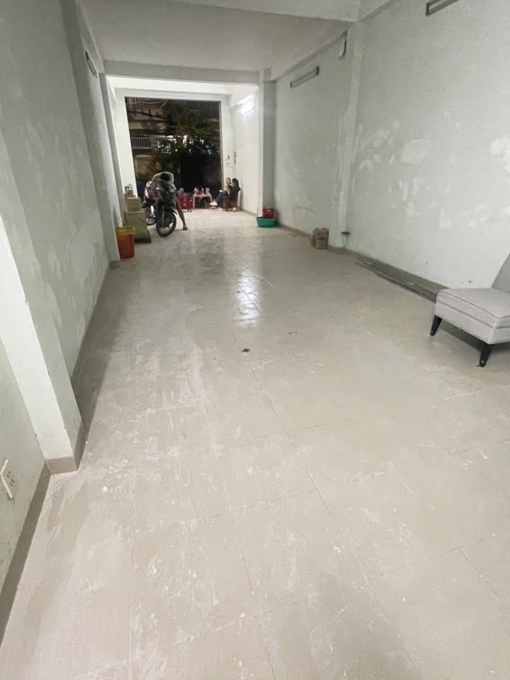 Căn hộ cho thuê Hẻm 1 Hòa Bình, Tân Phú 76m² giá 22 triệu - Phù hợp làm CHDV!