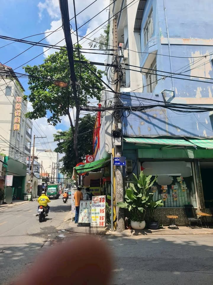 Nhà góc 2 mặt tiền kinh doanh Tân Bình 49m² giá 10,5 tỷ - Sẵn sàng cho thuê ngay!