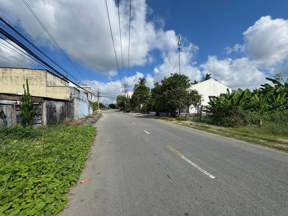 Đất thổ cư mặt tiền đường Nguyễn Kim Công, phường Long An, 160m² giá 2.2 tỷ - Cơ hội đầu tư hấp dẫn!