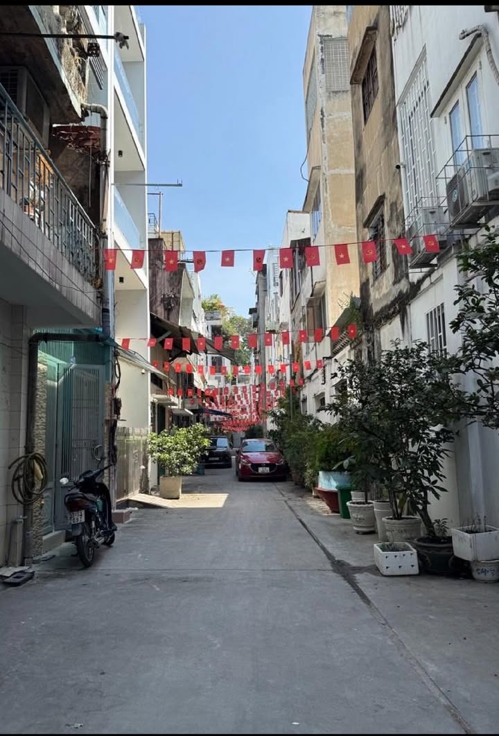 Nhà riêng Quận 5, Tân Hương, 66.4m² giá 12 tỷ - Pháp lý chuẩn, công chứng ngay!