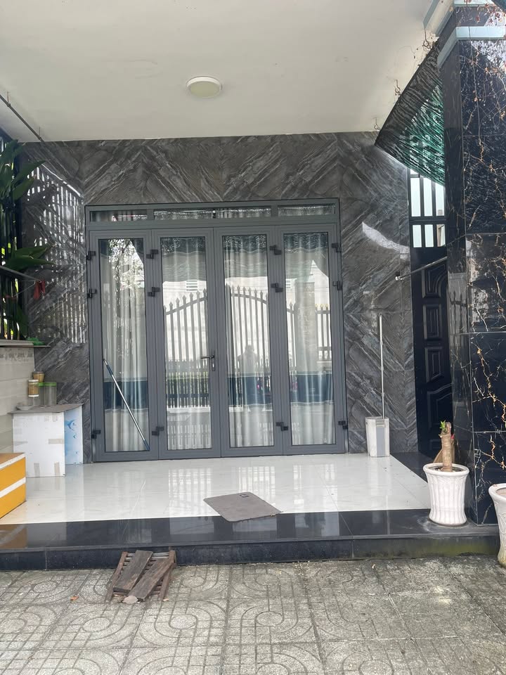 Nhà riêng Định Hoà Thủ Dầu Một 97.5m² giá 2.6 tỷ - Gần trung tâm và siêu thị Aeon!