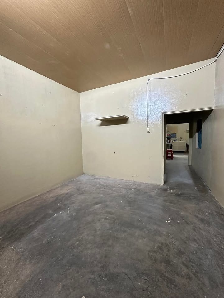 Nhà cho thuê hẻm Sư Vạn Hạnh, Pleiku - 2PN giá 2.7 triệu/tháng - Tiện nghi đầy đủ!