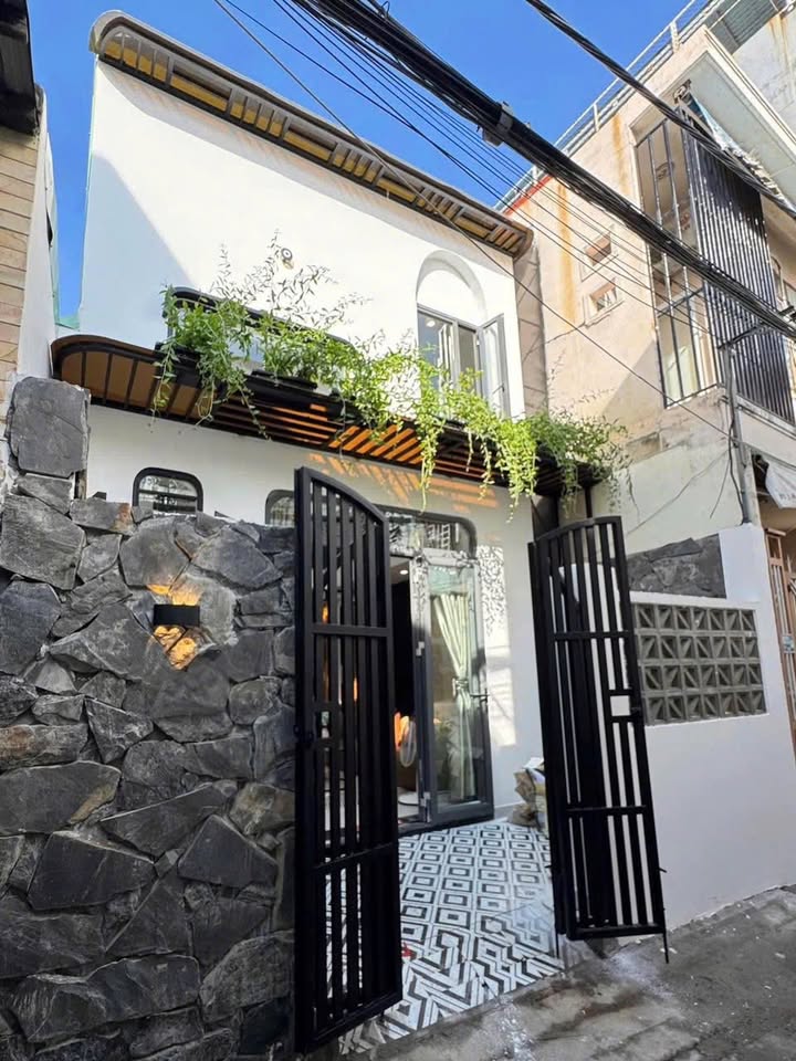 Nhà phố Tân Túc, Bình Chánh 80m² giá 1.55 tỷ - Vị trí đắc địa kinh doanh sầm uất!