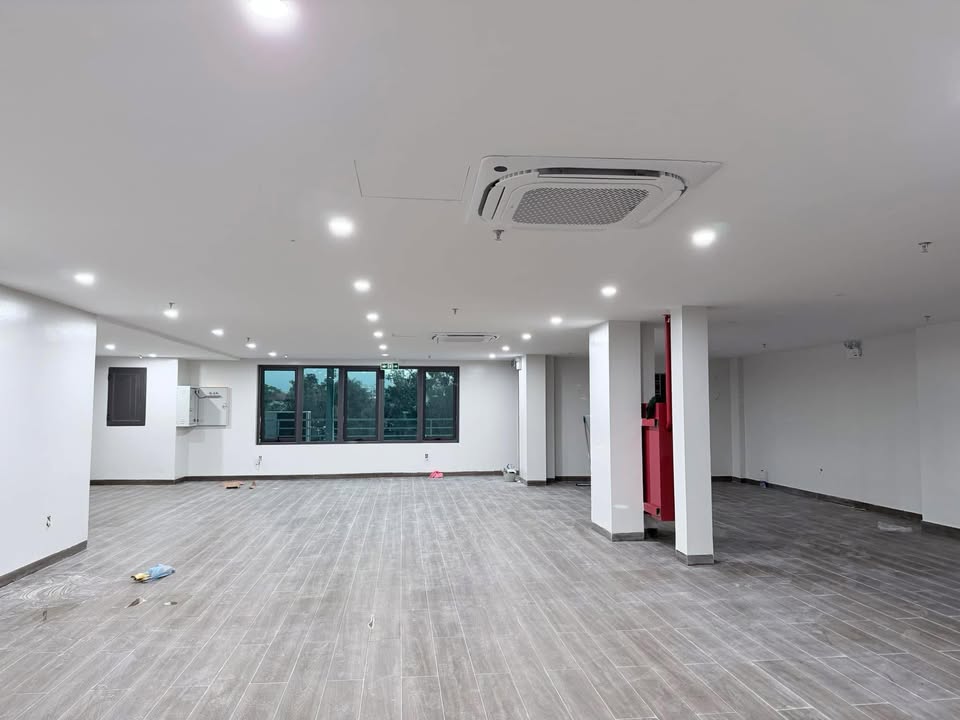 Văn phòng cho thuê đường Ngọc Hân, Bắc Ninh 130m² - Giá chỉ từ 20 triệu!