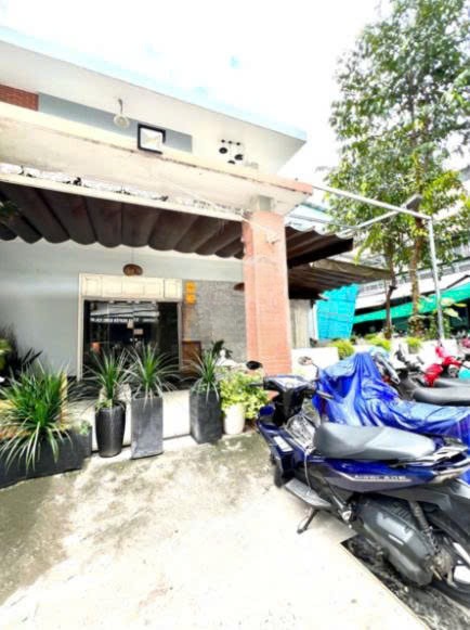 Villa cho thuê tại Bình Thạnh 300m² giá 50 triệu - Góc 2 mặt tiền đắc địa!