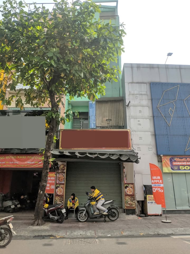 Nhà mặt tiền cho thuê tại Hoàng Hoa Thám, Quận Tân Bình 72m² giá 30 triệu - Kinh doanh sầm uất!
