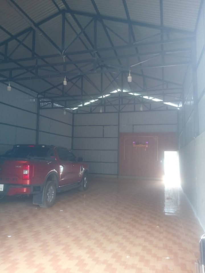 Nhà mặt tiền đường nhựa xã Ea Nam, Ea H'leo, 160m² giá 1.9 tỷ - Khu dân cư đông đúc!