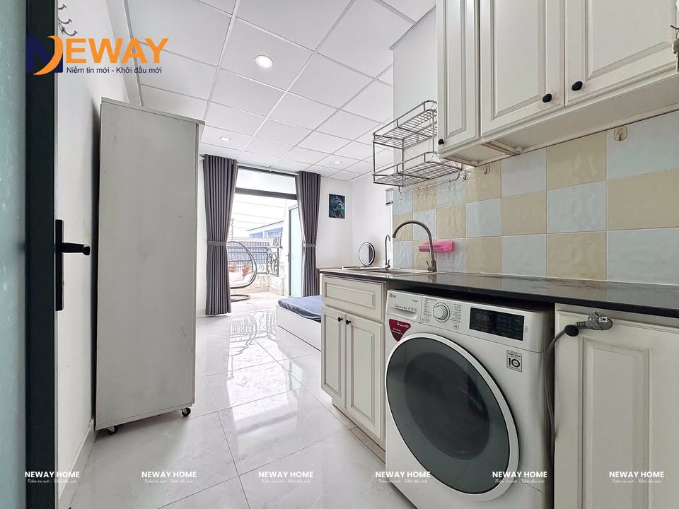 Phòng Studio ban công Thoại Ngọc Hầu, Tân Phú - Full nội thất, sẵn sàng vào ở!