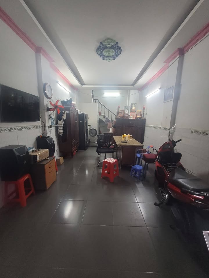 Cho thuê mặt tiền kinh doanh Đỗ Nhuận, Sơn Kỳ 38m² - Phù hợp cho nhiều loại hình kinh doanh!