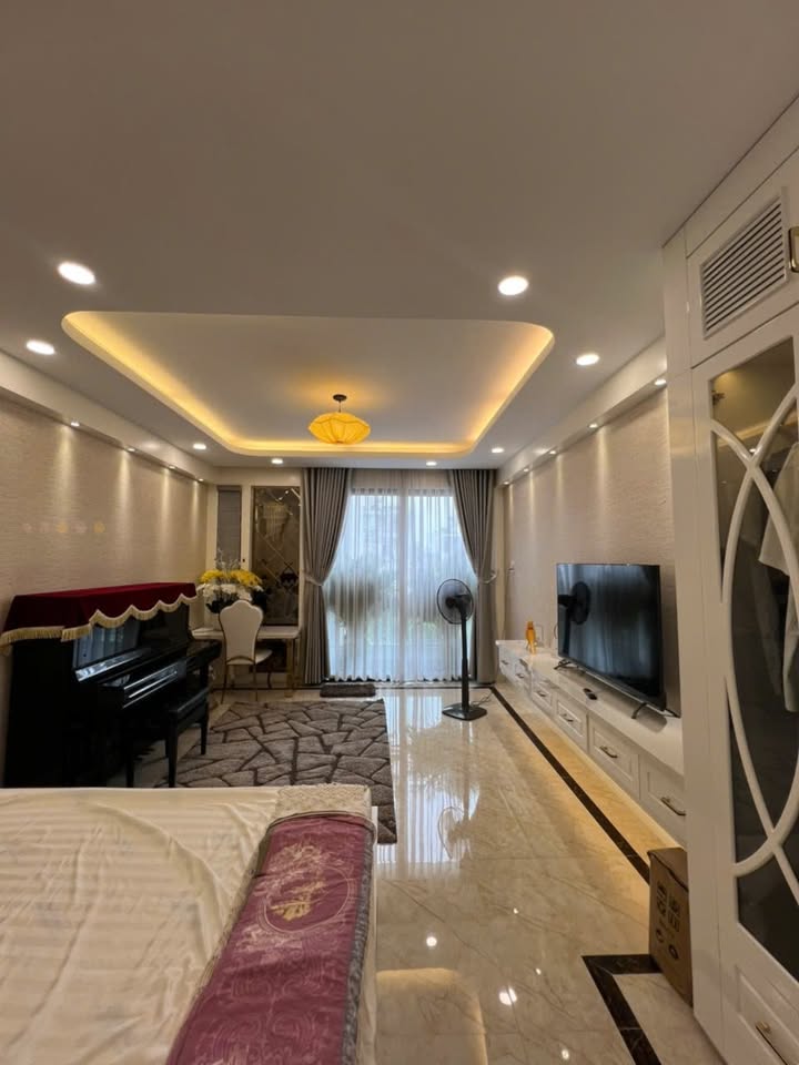 Nhà 15 phòng trọ cao cấp mặt tiền đường Tân Sơn Nhì, Tân Phú - Đang cho thuê chỉ 14 tỷ!