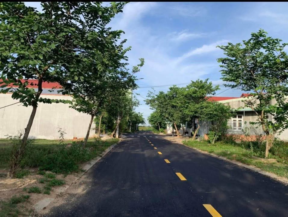 Đất nền Nhơn Khánh 154m² giá 800 triệu - Khu dân cư sầm uất, gần trung tâm!