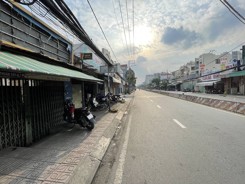 Mặt tiền Huỳnh Tấn Phát, Quận 7, 216m² giá 15.2 tỷ - Cơ hội đầu tư đỉnh cao!