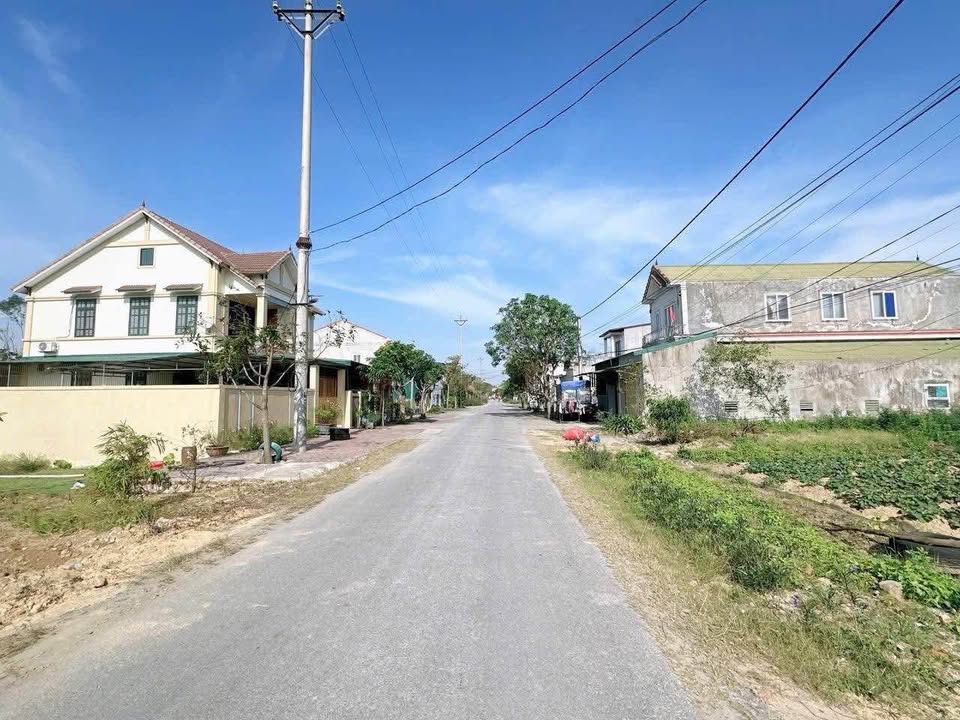 Đất nền Cửa Lò 200m² giá 4 tỷ - Kinh doanh thuận lợi, vị trí đắc địa!