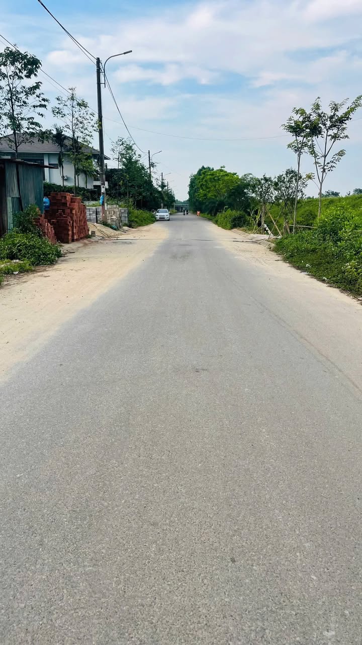 Đất KĐT Võ Thị Sáu, TX. Quảng Trị 327m² - Hướng Đông, Đường Nhựa Rộng 12,5m